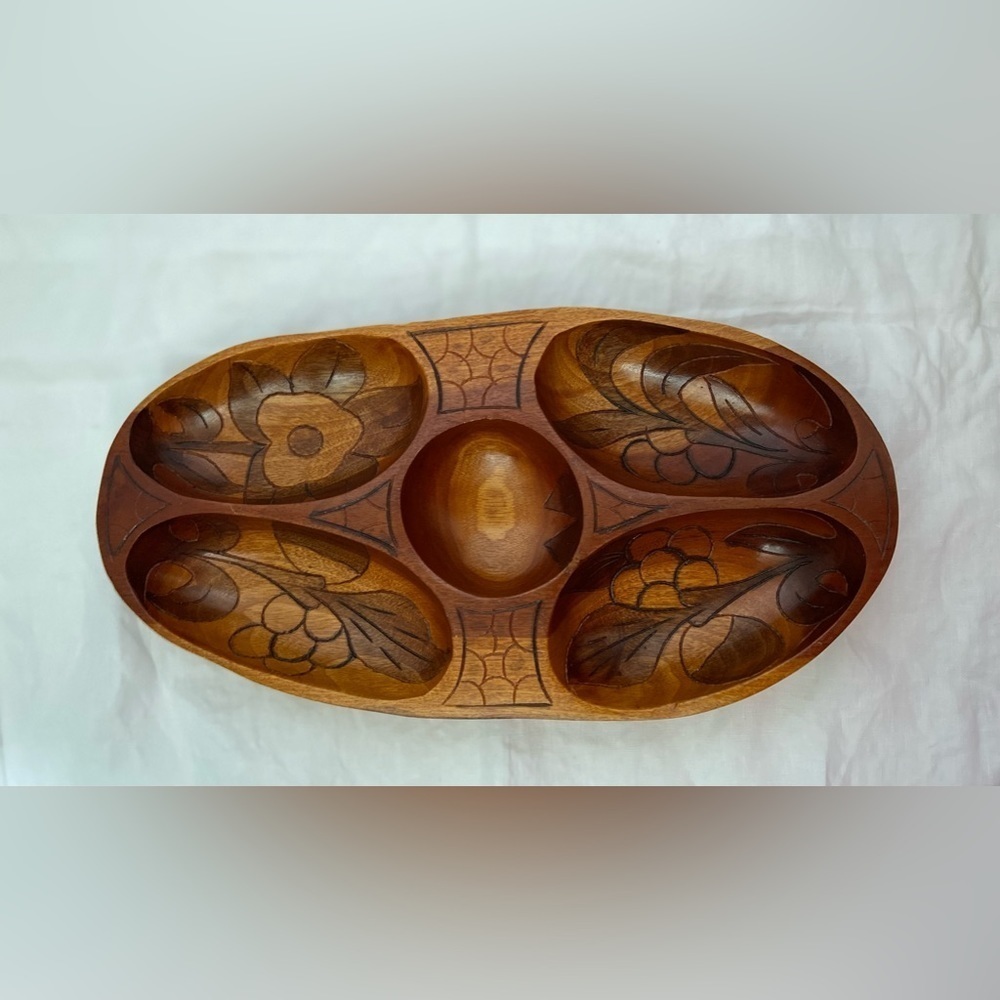 Vintage Large‎ hand carved flowers 5 compartments hard wood snack tray bowl